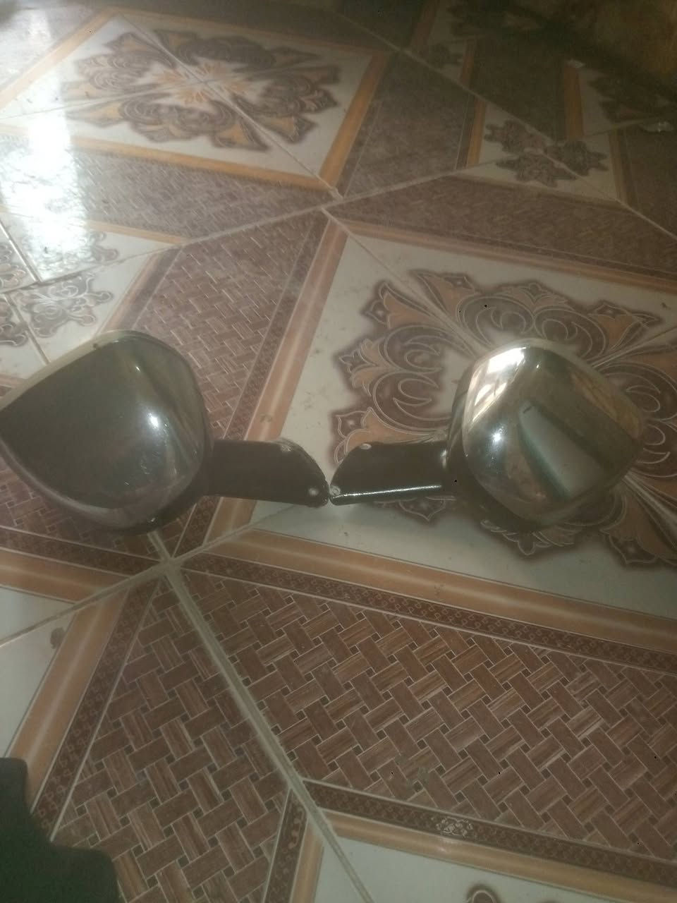 السلام عليكم مرايات مال ارنب بلاديات ياباني سعر 100 وبيه مجال
***********عنوان ذي قار شطره
