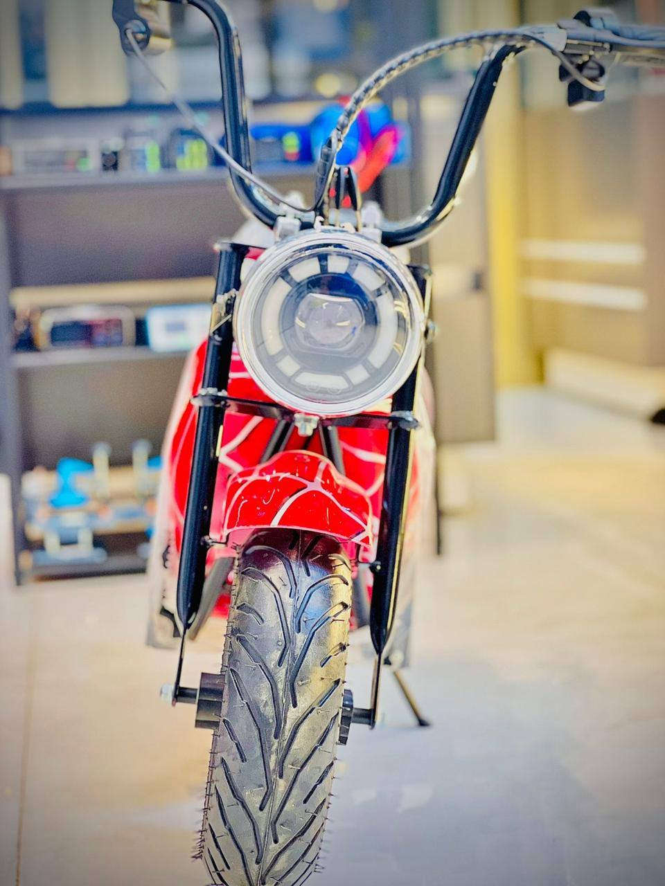 يوجد اسكوترات بمختلف الاحجام
المكان واسط قضاء النعمانية  شارع 13 مقابيل عبد الخالق مجاور صيدليه هند كريم قريب على جامع الاكراد الاستفسار 
التواصل على هذا الارقام ويوجد خدمه توصيل إلى كافه محافظات العراق 🔥🫶🤍***********
***********
