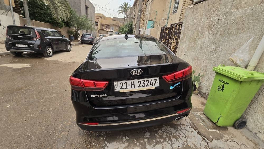 كيا اوبتيما ٢٠١٨ وارد امريكي للبيع او المراوس 
تدفئه تبريد خير من الله
المحرك والكير شرط ما مفتوح برغي بيهن 
محرك ٢٤٠٠
المواصفات 
بصمه 
اشاير بالمري
شاشه
كامره دواره
كرسي كهربائي
ميموري
مري شفط
نقطه عمياء 
حساسات خلفيه 
تدفئه بالكشنات
٣ انظمة قياده 
السياره حادثها بنيد وجاملغ
وباسمي السياره
حداديتها ٨٠% شرط الفحص السياره جاهزه من كلشي بس بيها دراين شفت صفحه السايق بقه بس هوه يرادله تبديل والباقي كله كفاله 
السعر١٤٨ وبيها مجال للشراي
*********** بغداد, العراق
