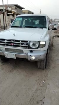 باجيرو • مكينة 3000 V6 • رقم بصره