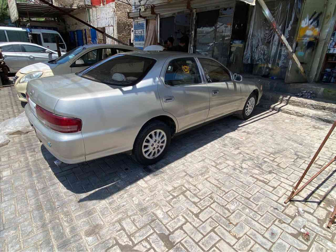 سلام عليكم كرستا اللبيع او مراوس 
مديل94 كير جديد حداديه جديده تخم
تبريد ثلج بس نقص غاز تايرات كهربائيات كله شغال شرط فحص 
ملاحضه مكينه بدايه خيط تبخير سياره تمشي طبيعي بس بيعلك مكينه كايمه
مكفوله من ضربه قويه وعيب شرعي شرط سياره اخت زيرو سعر58مجال بيه
*********** البصرة, العراق

