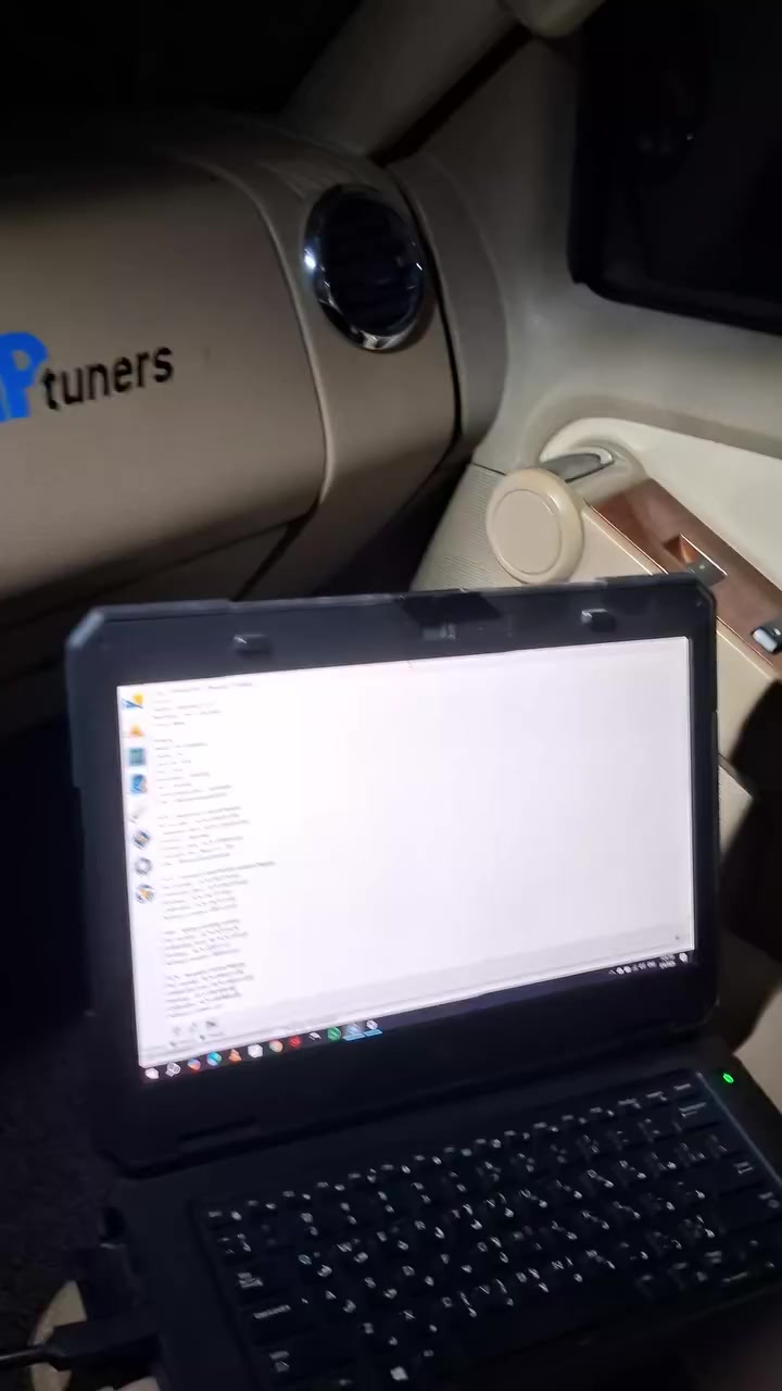 Tron garage ***********
