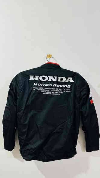 قمصله هوندا درع مو جماليه درع اخوان

قياس XL يرهم من وزن 80 لحد 95 

اخير قطعه باقيه هي و توصيل ب 100 
 
مكاني كركوك و متوفر توصيل 
***********
