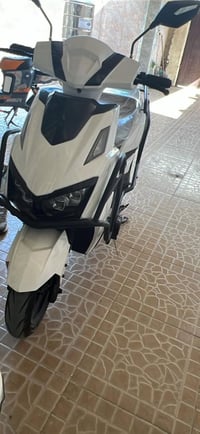 سكنس • دراجه شحن • بطاريات جديده