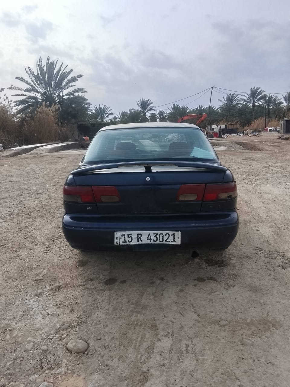 السلام عليكم 
كيا سيفيا للبيع موديل ١٩٩٦
رقم انبار دولي هزه جديده
 كير عادي نضيف خير من الله العنوان
محرك مسكر جديد لا صرف 
ولا تبخير جديد لوك كهربائيات شغاله 
نضيفه كلش خياسات قليله كلش 
السعر ٣٣وبيها مجال 
العنوان واسط الحفريه 
***********
