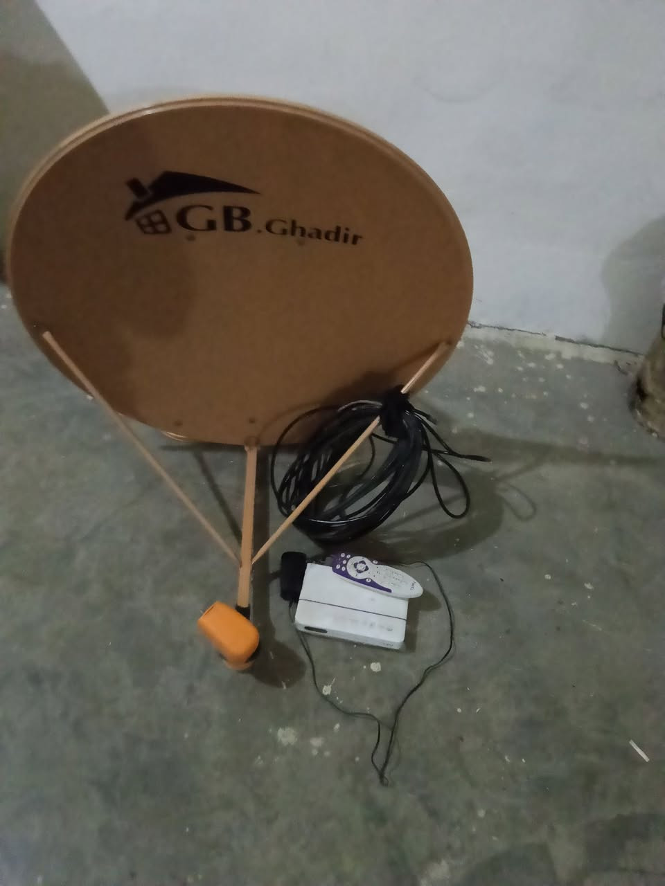 جهاز بين اسبورت الياضي يشتخل على كل القنوات الرياضيه هوة وصحن واير كامل سعرة 100
***********
