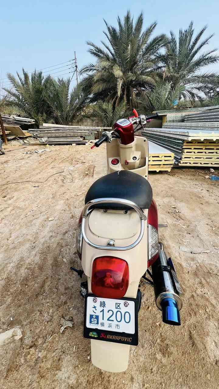 سلام عليكم
دراجه ماكس بوليس (للبيع) 
مزوده بل كامل من كلشي ما عده المكينه ومكينتها نضيفه كلش
مزوده كلجات وياله ودبلات امامي خلفي يدات كلشي حته البرغي مزود
السعر بل خاص لو تراسلني لو تاخبرني ع الواتساب فقط!!
مو شراي لا تجي ولا توصل 
والعنوان : كربلاء الحر
رقم الواتساب:
***********
