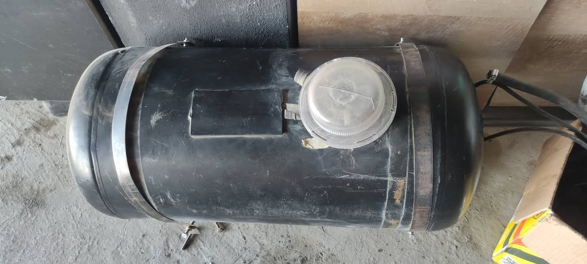 المنظومة بعدها الي يريدها يتواصل وياي، تريد مع الشد او بدون
8سلندر خزان 100 لتر

ترهم ع سيارة 6 سلندر ايضا
السعر 450 - مع الشد 625

العنوان -ديالى -جلولاء


**إذا كنت صاحب هذا الإعلان وتريد حذفه لأي سبب، رجاءا أرسل رسالة إلى الدعم الفني**