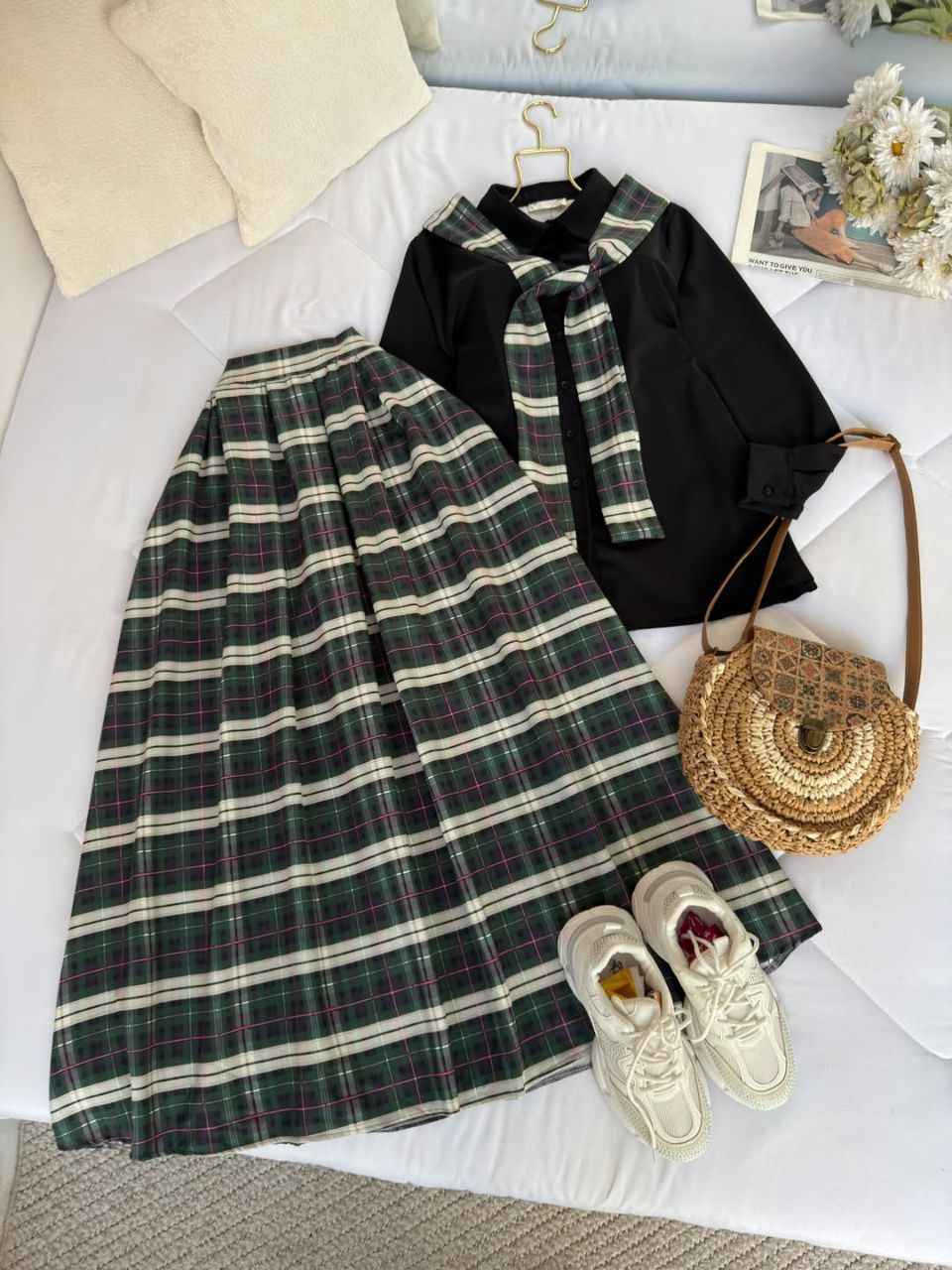 آن هہ‌‏ذآ لرزقنآ مـآ لهہ‌‏ مـن نفآد 🧿✨

لسنا الوحيدون لكننا المميزون 👌

اجمل الماركات العالميه 🇹🇷 ـــ🇮🇹  

طقم قطعتين شي نازك 😉
قميص + تنوره  

قميص دابل تركي 🇹🇷🦋
تنوره كاروهات، 💕👌🏼

طول التنوره ١٠٠ سم 
طول القميص ٧٥ سم 
القياسات 38/ 48

السعر ٣٥ الف
توصيل5 الاف بغداد, العراق


**إذا كنت صاحب هذا الإعلان وتريد حذفه لأي سبب، رجاءا أرسل رسالة إلى الدعم الفني**