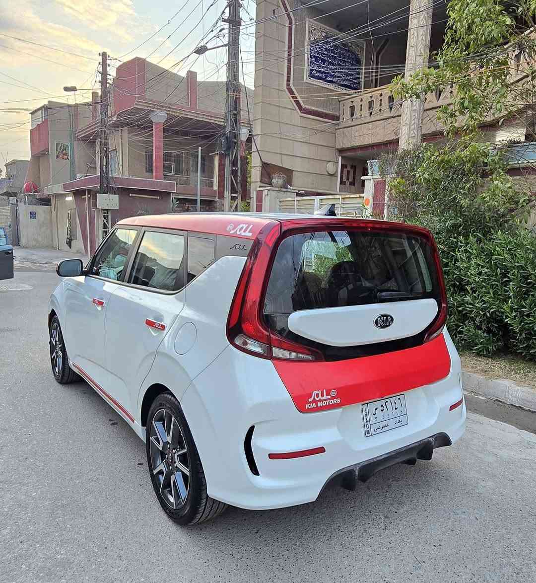 السلام عليكم من رخصة مدير الكروب المحترم
صول ٢٠٢١  وارد امريكي  ماشيه ٦١/الف حقيقي سياره جديده 
 صور الحادث مرفقه بالمنشور سيارة جديدة خير من الله بدون
شواصي او الغود /رقم بغداد مشروع وطني الماني سنويه ٢٠٢٨
المواصفات شاشة تاب كامره خلفيه تحكمات جهتين تبريد ثلج
مكينة ٢٠٠٠ دوش المرغوب مكينة وكير مكفولات حداديه جديده تخم تاير جديد صدر أمامي وخلفي جديد سياره حلوه بدون نواقص مكانى بغداد رقم الهاتف *********** السعر ١٢٨
علمآ سيارة احلى من الصور
