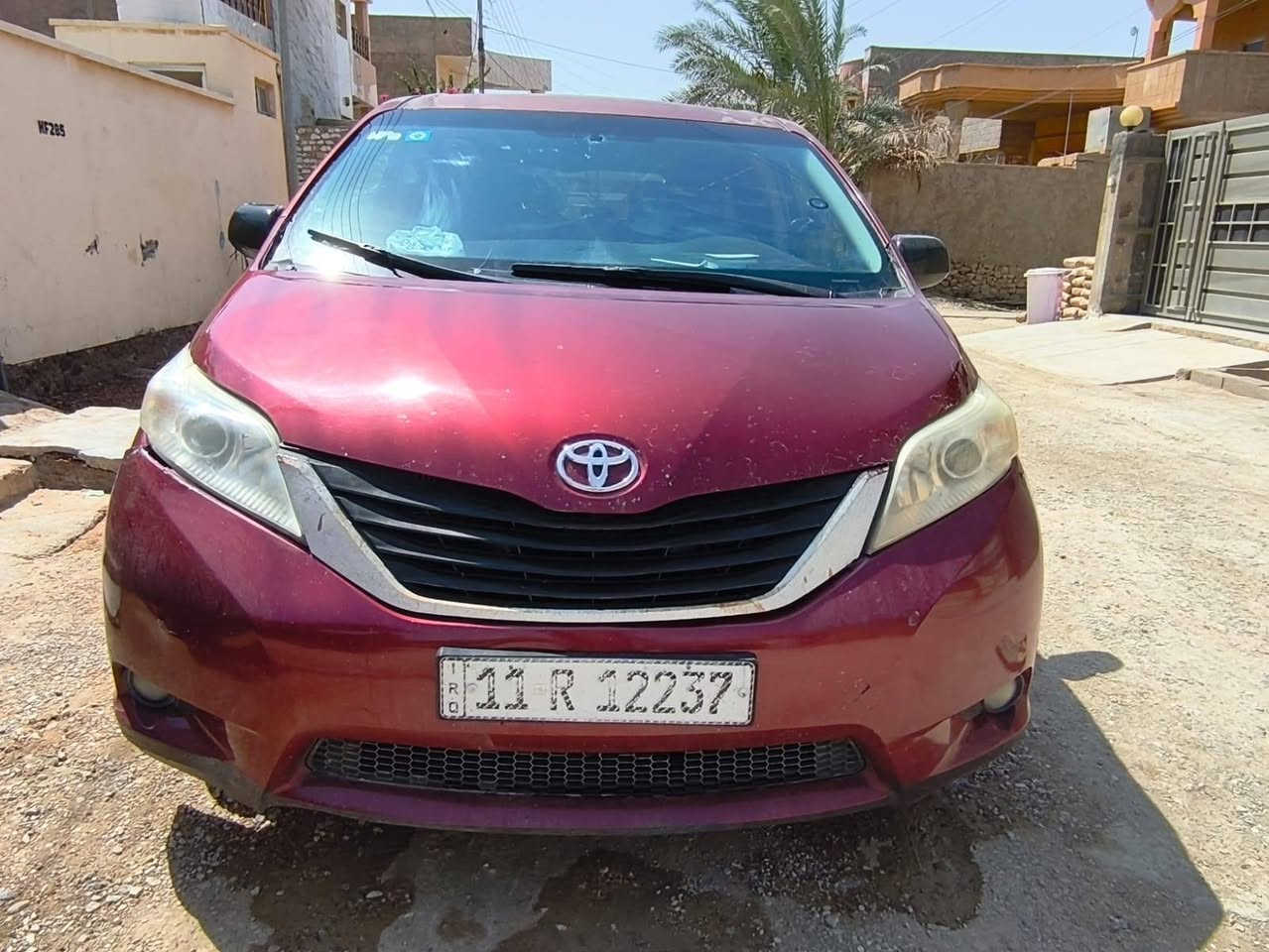 للبيع تويوتا سينا ٢٠١٢ فول مواصفات رقم بغداد باسمي دخول شبه كلين وبالعراق باب السايق وسلايت صبغ السعر 155 وبيهه مجال بسيط السياره جاهزه اي نقص مابيهه للاتصال ***********

