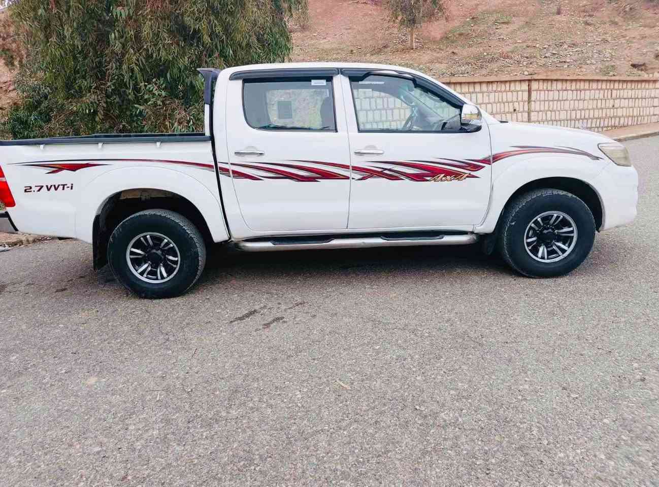 مەرزیە دەبل ئەکسل مۆدیل 2006سعودی ناوسور دەبل ئیرباگ ئیبیئس بتەلە سەنەوی نویەگیرو مەکینە ئەکسل بەشەرت تایەی نویە حیزام بۆیاخە پشتوو پیشی کەپسە لیدراوی نیە سیارەکە مالی دۆستە مەسرەفی تیا نیە سعری138گەلا شوین تەق تەق*********** كويسينجاك, أربيل
