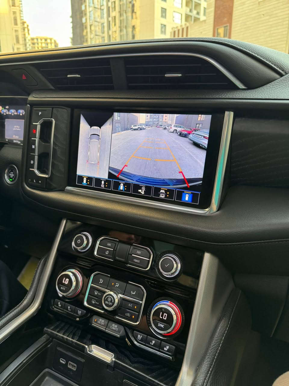 السلام عليكم ‎
للبيع  يوكن جمسي دينالي  
اخوان السيارة بيع فقط بدون مراوس

السعر 425 ورقة وبيها مجال بسيط للشراي

كل التفاصيل ذاكرهن بلمنشور 

 السيارة موديل 2021

الموصفات

داخل اسبرسو قهوائي منفصل vip
دخول ذكي
دوس كهرباء
5 كامرات
داتو شو
حساسات امامي خلفي
ردارات امامي وخلفي مع نضام مانع التصادم التلقائي
شاحنه لاسلكي
بانوراما 
لايت led زنون
صندوك كهرباء 
فوريل
اضمة قيادة متعددة
دبل اكسل 
وباقي موصفات الدنلي معروفة فول مواصفات

سيارة ماشية 85 الف

كير محرك مكفولات 

رقم اربيل الجديد هزة وفحص كلة جديد  هزة وفحص وارقام جديدة شرط التحويل
السيارة بيها تضليل بلسنوية

السيارة بيها  قطعتين صبغ باب السايق وخلف السايق  بدون دواخل  وجاملغ مبدل اصلي شرط سيارة بدون ايرباك وبدون دواخل 

مكان السيارة بغداد الكرخ

للاستفسار ‭0783 819 9707
