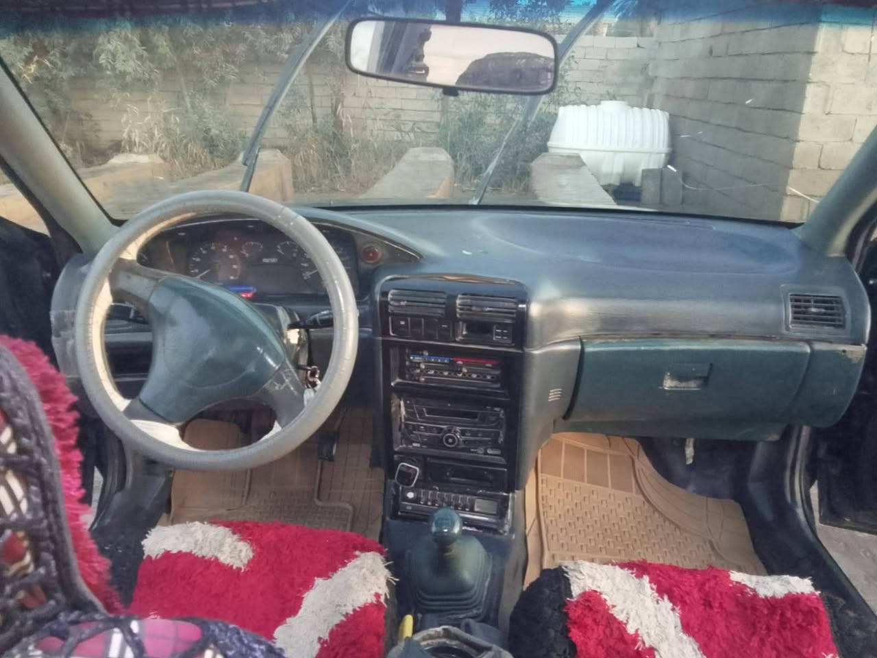 سلام عليكم؟ كيا سفيا موديل 92؟سنويه لل 30 رقم دولي تحويل ثاني يوم؟؟ كير محرك صدر نضيفات داخل حلو؟ تخم تاير كهربائيات كله شغال مسجل سماعات؟ ومشط ستيرن ينكط دهن ؟ عضمت السيارة حلوه كاعده يرادله صبح فقط؟؟ السعرر 23 وبيه مجال؟؟ الاستفسار ***********؟؟ العنوان ديالى الخالص
