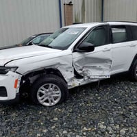 جيب • ٢٠٢٣ • للبيع