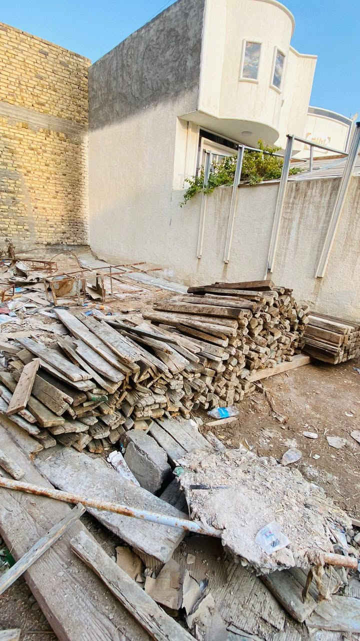 سلام عليكم قالب خشب للبيع العدد 7 مكعبات اله ربع بسعر مناسب ***********
