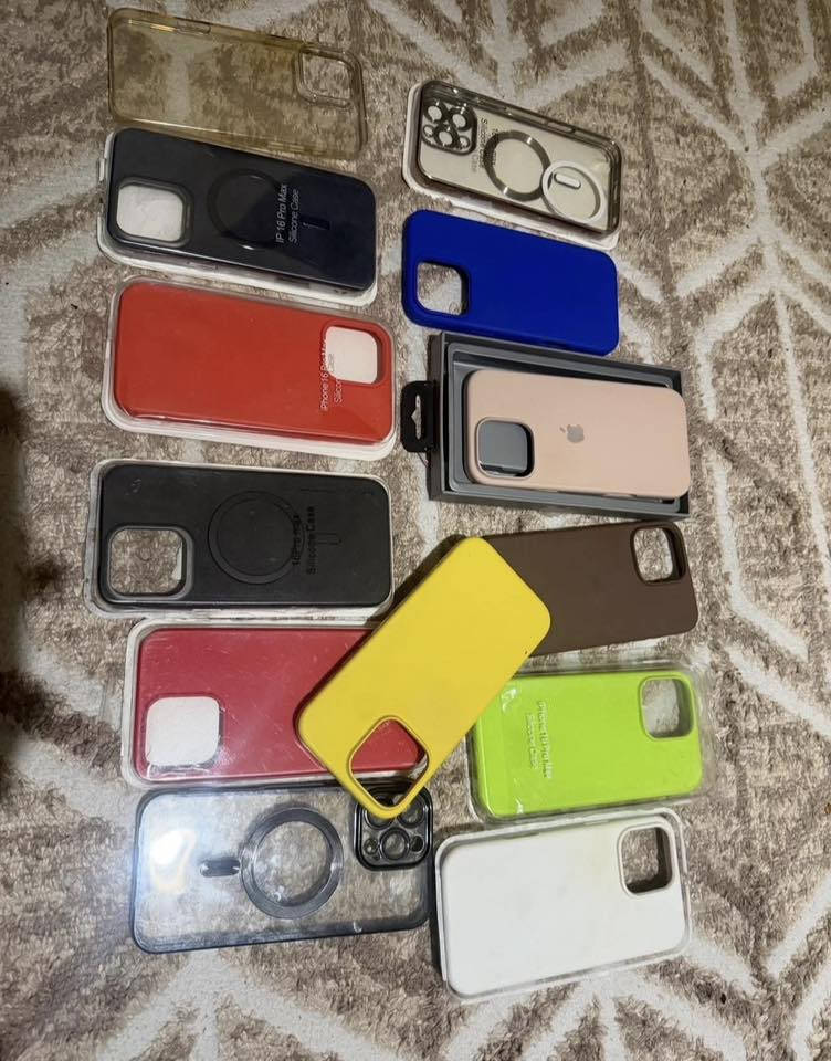 iphone 16 pro max 256G
شاريه من امريكا بطاريه ١٠٠
خالص ضريبه معاه كل حاجته
شبه زيرو مفهوش خربوش
معاه ٢٠ جراب
01091571285


**إذا كنت صاحب هذا الإعلان وتريد حذفه لأي سبب، رجاءا أرسل رسالة إلى الدعم الفني**