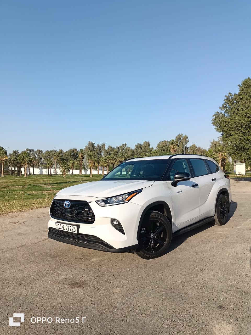 تويوتا هايلندر 2024 هايبرد مرقم بغداد بلاك ادشن وكالة ساز اليابانيه ام ضمان
ماشيه 17الف   سعة المحرك 2.5L هايبرد عدد ايرباق 8 دفع رباعي AWD
مكفوله كفاله عامه 
ضمان :صيانه دهن سنتين مجانًا 
وبطاريات ومحرك 8سنوات

رقم ***********

🟪 السعر  : 355$

موصفات: 
لايت زينون + LED
كشافات امامية
بك لايت LED
سلايد رووف
اريل نفكيتر
مفتاح تشغيل بصمة
فتح الصندوق كهرباء
شاشة
كاميرا دوارة
حركة مقعد السائق كهرباء
المقاعد جلد
تتسع ل 7 ركاب
مثبت سرعة
المودات والاوامر الصوتية
اوضاع القيادة Drive Mode
المرآة الوسطية اوتو دم
فحص انظمة السيارة
حساسات ضغط الاطارات
مقود جلد حياكة
تبريد شاشة
3 قطع تبريد
شاشة خلفية للتحكم بالتبريد
هاند بريك كهرباء
ABS
رادار
تحديد المسار
Auto Hold
نظام مانع الانزلاق
اشارة في المرايا الجانبية
منفذ طاقة
Bluetooth / USB
بردات ابواب خلفية
تطعيم الدواخل المنيوم
