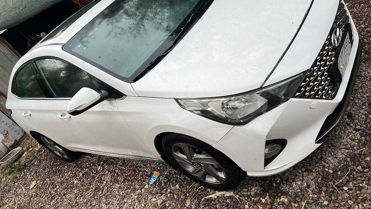 السلام عليكم اكسنت خليجي 23 ماشيه 26 الف مكفول عد ذني الشخوط الي موجود بالسونار شرطيه عدنه وكاله بيها وراعيها ملتزم بالتسديد الشهر بشهره بعد الها سنه ونص وتصير حره مكاني العماره الصحفيين 128وبيها مجال ***********
