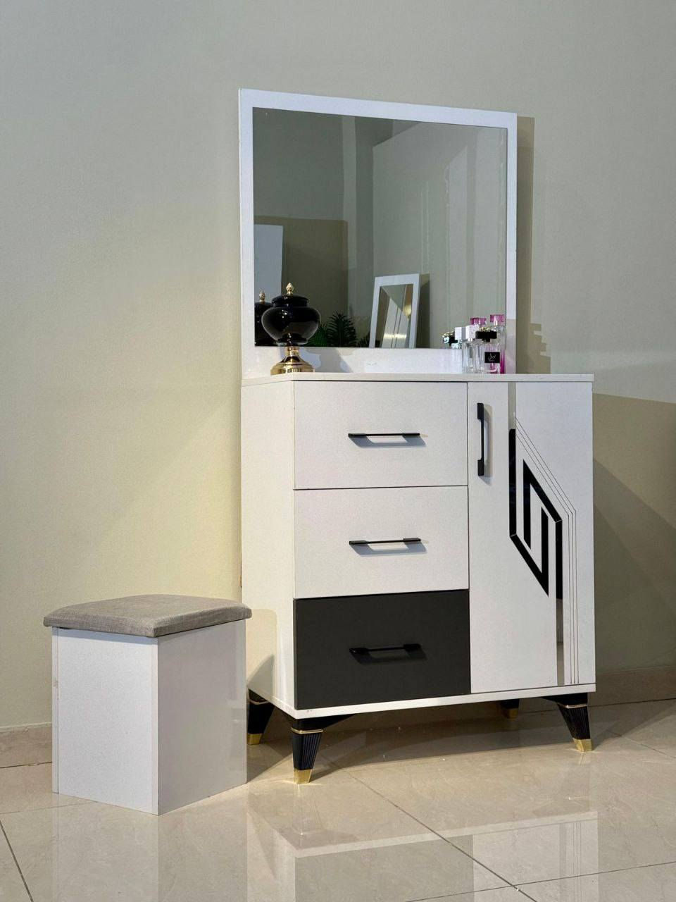 موديل مسك ٨ قطع
كنتور مع الملحق ٣ متر
السعر مليون الف، عرض خاص


**إذا كنت صاحب هذا الإعلان وتريد حذفه لأي سبب، رجاءا أرسل رسالة إلى الدعم الفني**