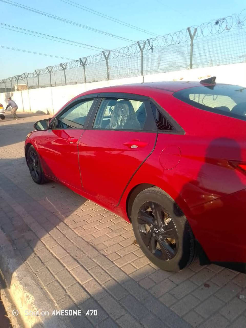 سلام عليكم
النترا للبيع 

موديل 23 

سياره جاهزه للاخير بدون نواقص 

حادث كلش خفيف 

باسمي تحويل مباشر 

رقم صاحب السياره 

مكاني بغداد البلديات 

اني مكلف بلنشر 

***********
