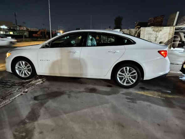 موديل 2018
رقم كركوك جديد دولي معه بطاقه بانزين
سياره جديده حيل والله اشكد تتصور نظيفه 
شرط كير محرك لامفتوح ولاتنقيص ولاتبخير اترايك للبصره صدر تايرات كله بالشرط 
ظرر السياره جاملق الامامي والباب الي من السكن فقط بدون دواخل شرط مابيه دواخل 
حتى الدعاميه كبس ممفتوحه 
الاستفسار اتصال على الرقم 
سعره السياره    117 اوبيه مجال
***********
***********
