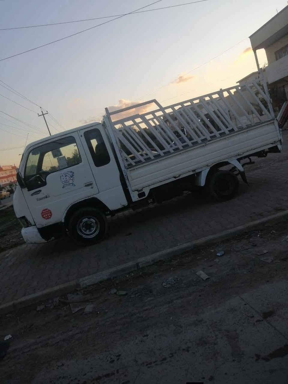 السلام عليكم اخوان للبيع كيا حمل كشر كدام عين صدر جديد شاصي شرط كير محرك خير من الله  رقم كركوك الماني سنويه استنساخ موجود.   صاحبها ماندل وين ابيعلك شرط مو سرقه عشائر سعرها مناسب 30بى مجال للطبيبن مكانها كركوك رم ***********
