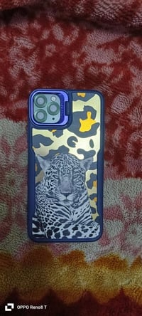 ايفون 11 برو ماكس مگفول مامفتوح ذاكرته 256 بطاريته 80 نضيف تجي وتشوفه ...