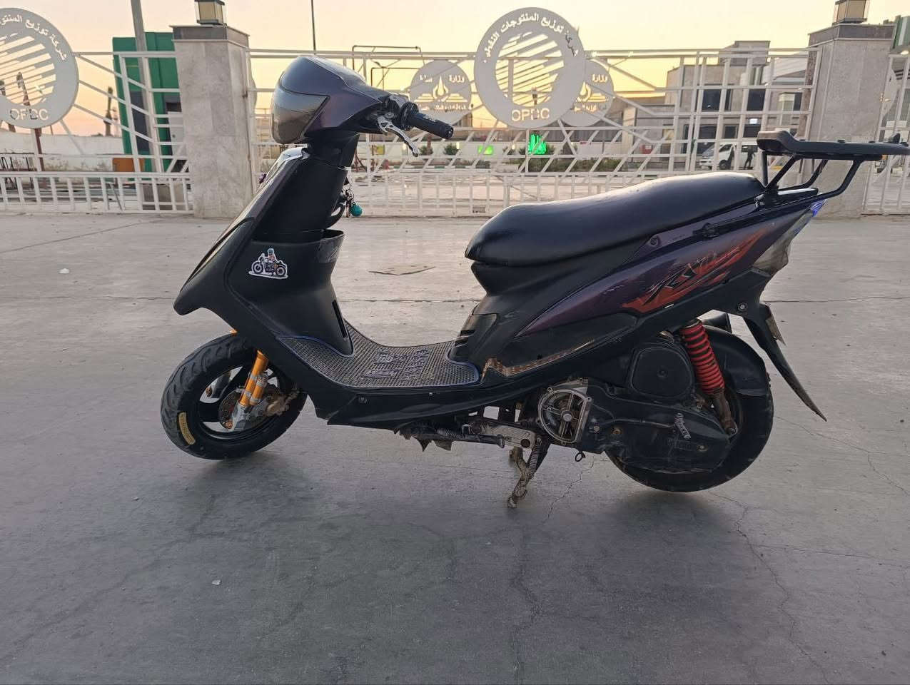 للبيع : 
ماكس عدله
مفتوحه مره
السعر ٣٥٠
ماسنجر 
واتساب فقط 
***********
مكانه واسط قضاء الحي
