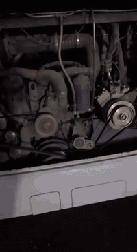 سلام عليكم باص ترفكو 2009 اصل للبيع مكينه ٦ كير عادي تبريد زعانف صيني ٥٣ نفر فاتح أربع وياله السياره جاهزه على آخر حبايه مكان السياره بغداد 
لل استفسار :***********
