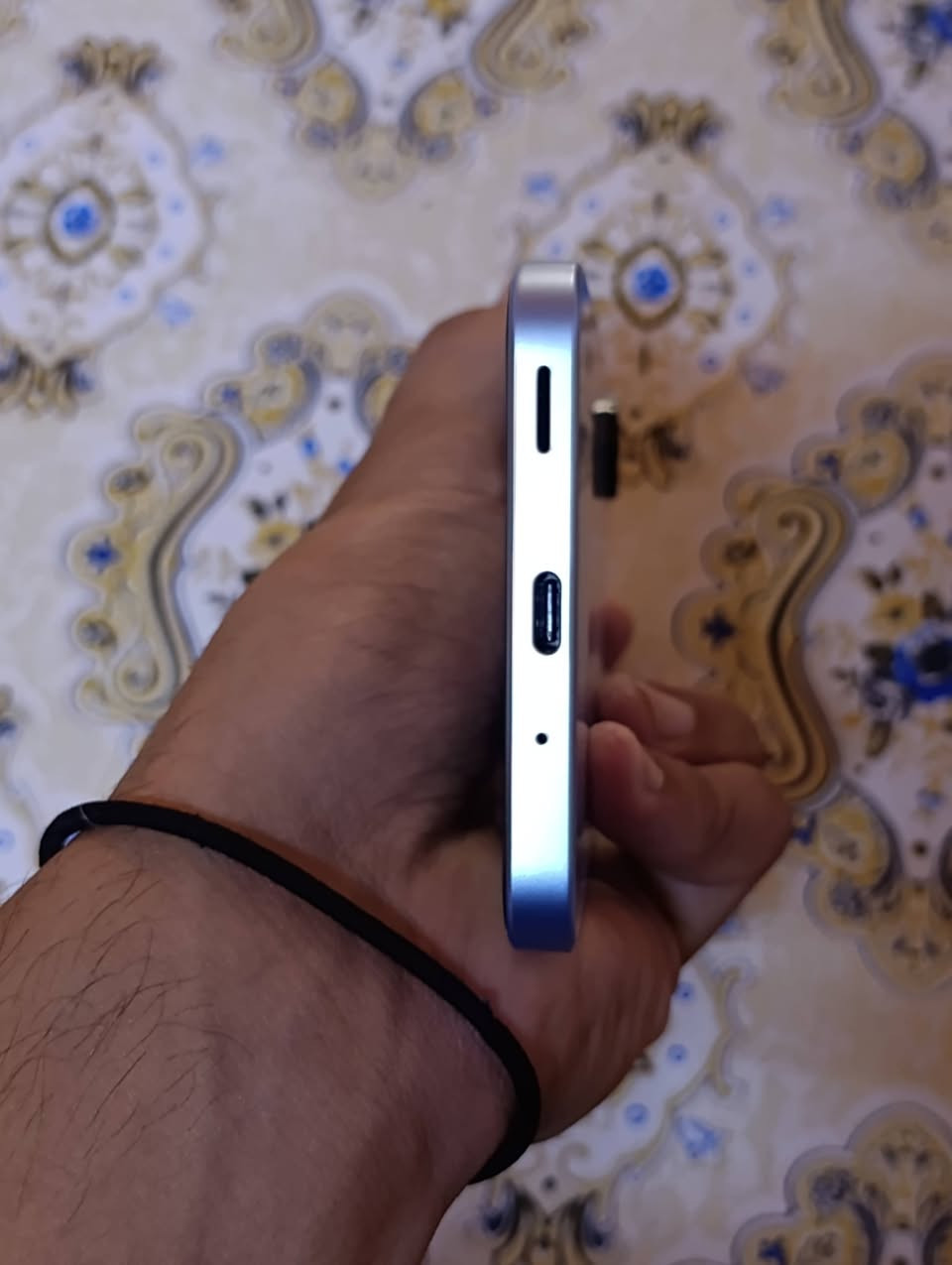 سلام عليكم جهاز سامسونج A17. 5G
ذاكره 256. داخليه 16.  سعر خاص


**إذا كنت صاحب هذا الإعلان وتريد حذفه لأي سبب، رجاءا أرسل رسالة إلى الدعم الفني**
