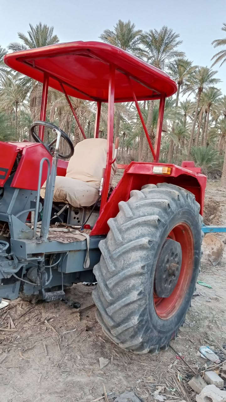 السلام عليكم ورحمته الله وبركاته اخوان مكينه عنتر 81حجم ،121الكينه شرط النظافه محرك شرط لاتنقيص لا تبخير كير اكسن هايدى ليك شرط المدينه مال جناي ماتذب عليه ولا ربع  ولا برغي شد وكرب الكمينه حالين تشتغل عله باب الله رقم قادسيه وراهه فدانه  رباعي مالته الصلي السعر ،8500 العنوان الديوانيه الحمزه الشرقي مقابل اليمام الشارع العام رقم تلفون ***********,ارياده***********
