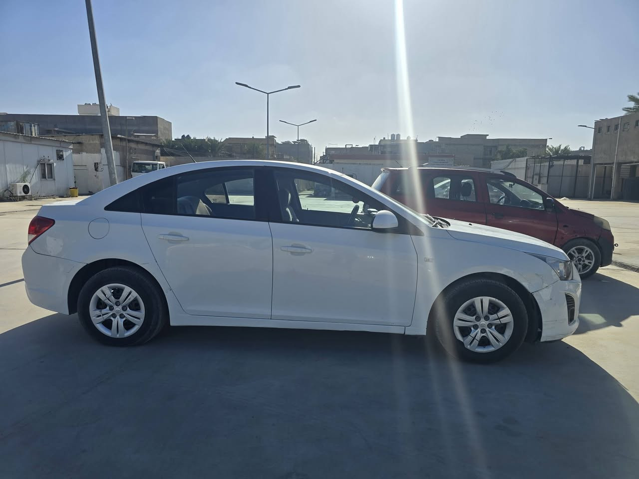 يا الله السلام عليكم
شوفرليت كروز موديل 2013  مكينة 1800 المرغوب وارد امريكي رقم سليمانية ب اسمي تحويل ثاني يوم
السيارة ماشية 100 ميل
مكينة جديدة وكير جديد علة 24 حباية
تبريد وتدفئة تجرش بلصيف تحتر بلشتاء
شاشة نظام اندرويد 
كامرة دوارة
4 جام اوتو
المري كهربائي
تحكم ستيرن جهة وحدة
تايرات زوج امامي جدد 
صدرهة كامل نقصة قاعدة دبل وحدة وشمعات
السيارة ضربتهة جاملغ عكس السايق مصلح نفسة ومصبوغ وبارد علة كد شبر بين البابتين جهة السايق
بقية السيارة خير من الله كاملة مكملة علة 24 حباية  تشغل وتطلع  مكاني بغداد / الشعب
السعر 82 ورقة وبيهة مجال بسيط حك الجية  
***********
واسف عل اطالة❤️
