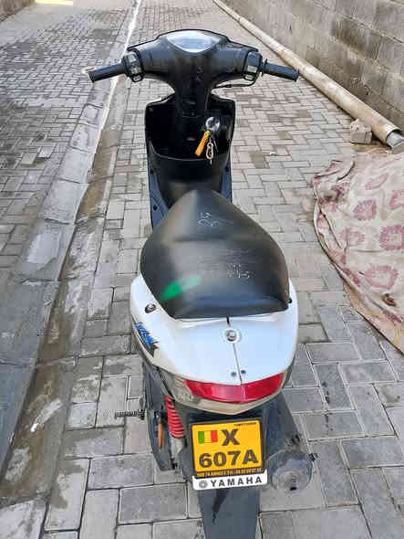 سلام عليكم دراجة ماكس عدلة لبيع 750 دراجة مكفولة عام دراجة تشتغل سلف +هندر +ستم سماعات هدية لملاحضة كفرات تجاري موجوداد البلادي بس بيهن شخوط الرقم التواصل ***********
