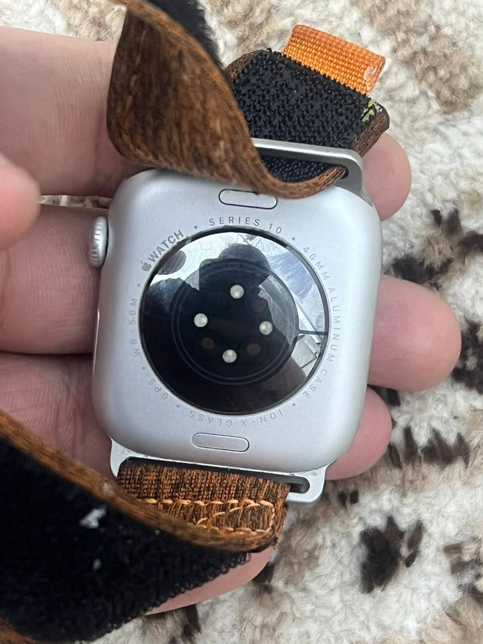 سلام عليكم ساعات ابل جيل ١٠ عدد ثنين
وحده حجم ٤٦ سلفر سعر ٤٠٠ 
وثانيه حجم ٤٢ سوده سعر ٣٥٠ 
كامل ملحقات 
مكان بغداد


**إذا كنت صاحب هذا الإعلان وتريد حذفه لأي سبب، رجاءا أرسل رسالة إلى الدعم الفني**