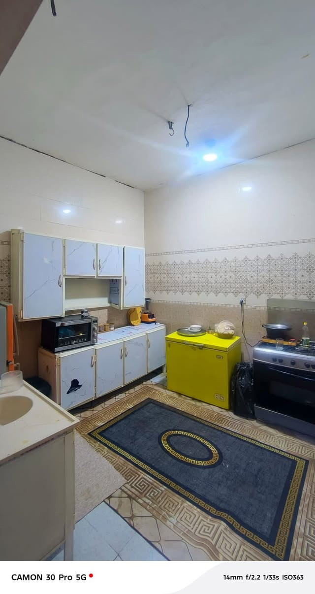 بيت كلش مرتب بناء جديد 2025/بشهر 11 بيت كلش مرتب ونـازك 

كـافه الخـدمات متـوفره مجاري كهرباء انت ضوي مدارس مستوصف

المساحه 100 متر غرفه وصاله واستقبال وصحيات داخل وخارج ومنور 

مطبخ موقـعه نـاصريـه سـديناويـه يـم المستوصف 40متر عن التبليط 

واتـساب بـاقي التـفاصيل وسعره كلش مناسب الشراي ***********
