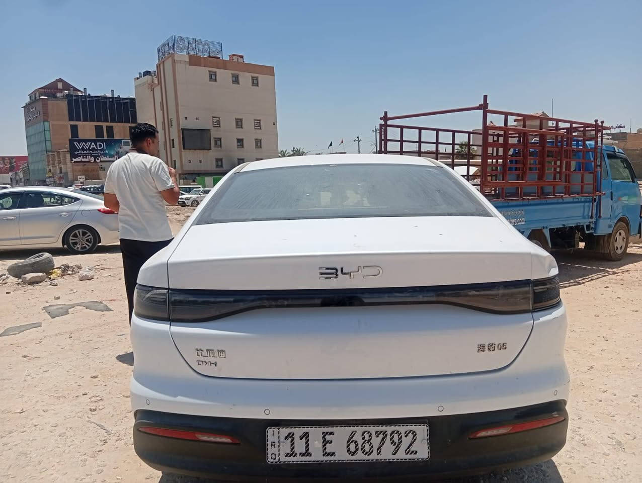 السلام عليكم byd سيل 5
مودييل 2025 
ماشيه 10 الف الا شويه 
السياىة جديده جدا ومكفوله عدا الطخة الموضوحه وترجع  pdr بسيطه 
ابيع على وضعها 
رقم بغداد ب اسامي 
السعىدر18 و700 
السوك كلشي بي ميعجبك السعر اعبرها 

بغداد شارع فلسيطين او بليل جسر ديالى القديم 
***********

