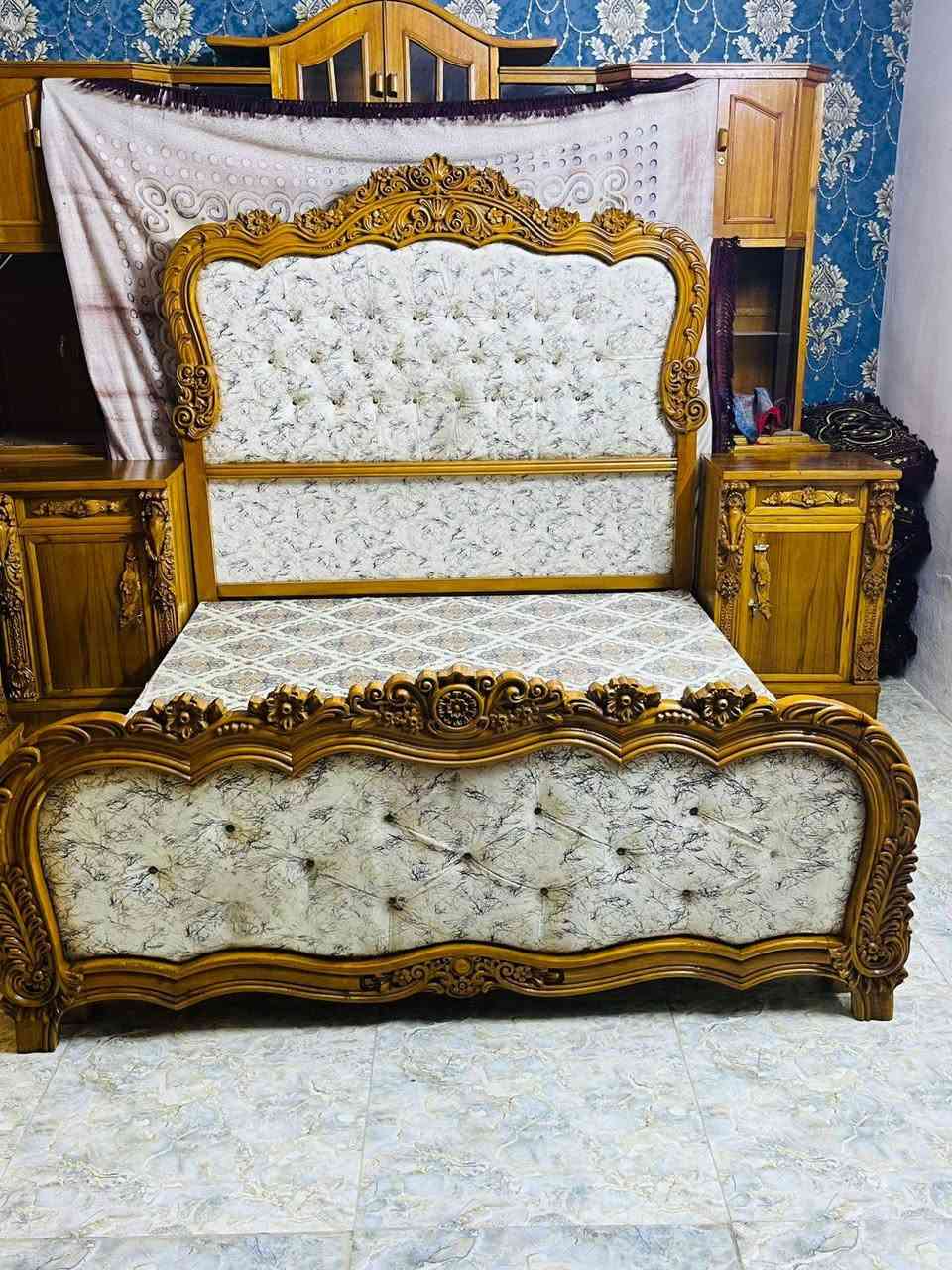 غرفه طابقين داخل خارج صاج تسكام نظيفه جدا زان مصري ضهر جرجوبه شد برغي العنوان بابل طريق السريع قرب محطة انوار بابل الشوملي اتصل مكلف بالنشر ***********
