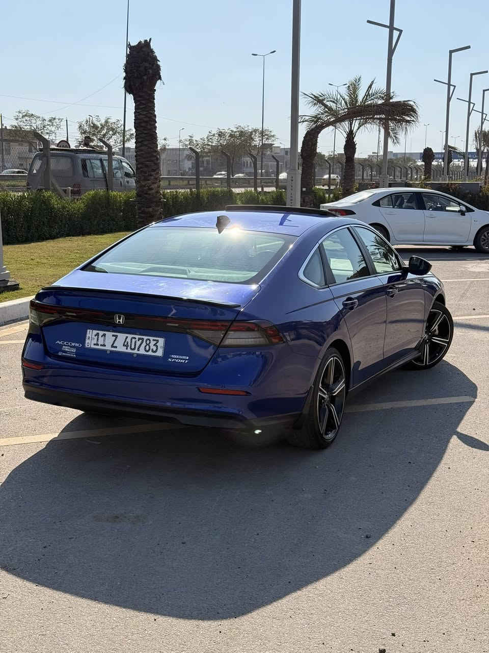 Honda Accord Hybrid 2024 Sport L
موديل :- 2024
لون :- ازرق 
قوة المحرك :- 2.0 Hybrid
عداد المسافات :- 23كيلو متر
فئه السيارة :-  Sport - L
عدد المقاعد :- 5 مقاعد 
بصمه عدد 1
❗️بدون ضرر بدون صبغ بدون بارد وبدون شخط او رصعه سياره بحاله الوكاله حادثهه موضع بصوره لايت مالهه اجه وياهه بصندوق ودعاميه تبولشت وتكحلت وممبينه اصلا  
♦️ شاشة نفكيشن 
♦️ تحكم مسجل 
♦️ تحكم سرعة 
♦️ بصمة تشغيل 
♦️ دخول ذكي 
♦️ لايت زنون 
♦️ رادار امامي 
♦️ رادار تحديد مسار 
♦️ كامرا خلفية 
♦️ فتحة سقف 
♦️ اوتو بارك 
♦️ هاند بريك بصمة 
♦️ درايف مود 
♦️ مثبت سرعة 
♦️ حساس مسافة امان 
♦️ اوامر صوتية 
♦️ مقاعد كهربائية  
♦️ مرايات كهربائية 
♦️نظام النقطة العمياء 
📍موقع السياره بغداد / اليرموك  
***********
💵السعر ٢١٥
