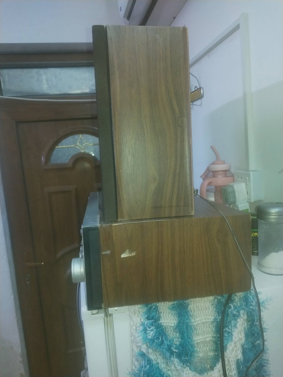 مسجل رايزنك اصلي معه سماعه وحده شغال انتيكه شاري ادفع سعر اذا يعجبني ابيع شاري اتصل
***********
***********
