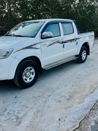 هايلوكس فور ويل • ٢٠١٤ • وارد سعودي