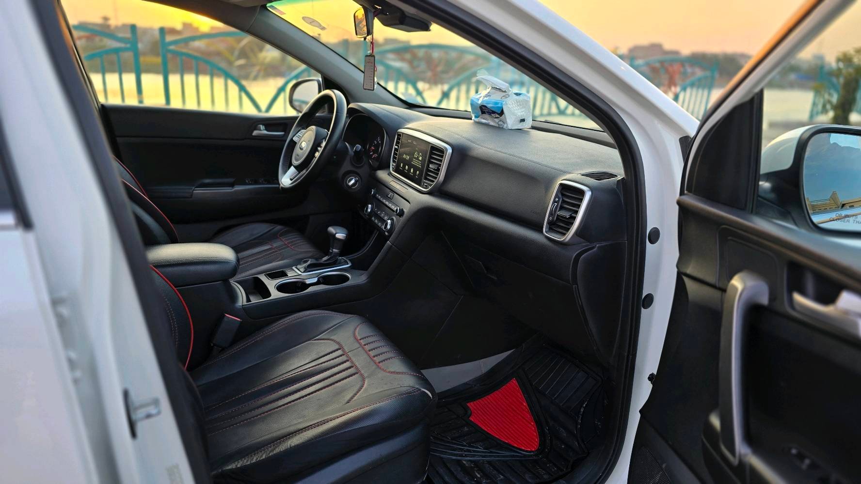 السلام عليكم كيه سبورتج جديده وا مكغوله ماعده بس الخشم الجاملغ بيه شويه صبغ ماشيه 40 الف فقط رقم ربيل العنوان كربلاء طوريج