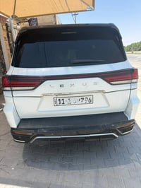 لكزس • ٢٠١٤ • جنوط ٢٤