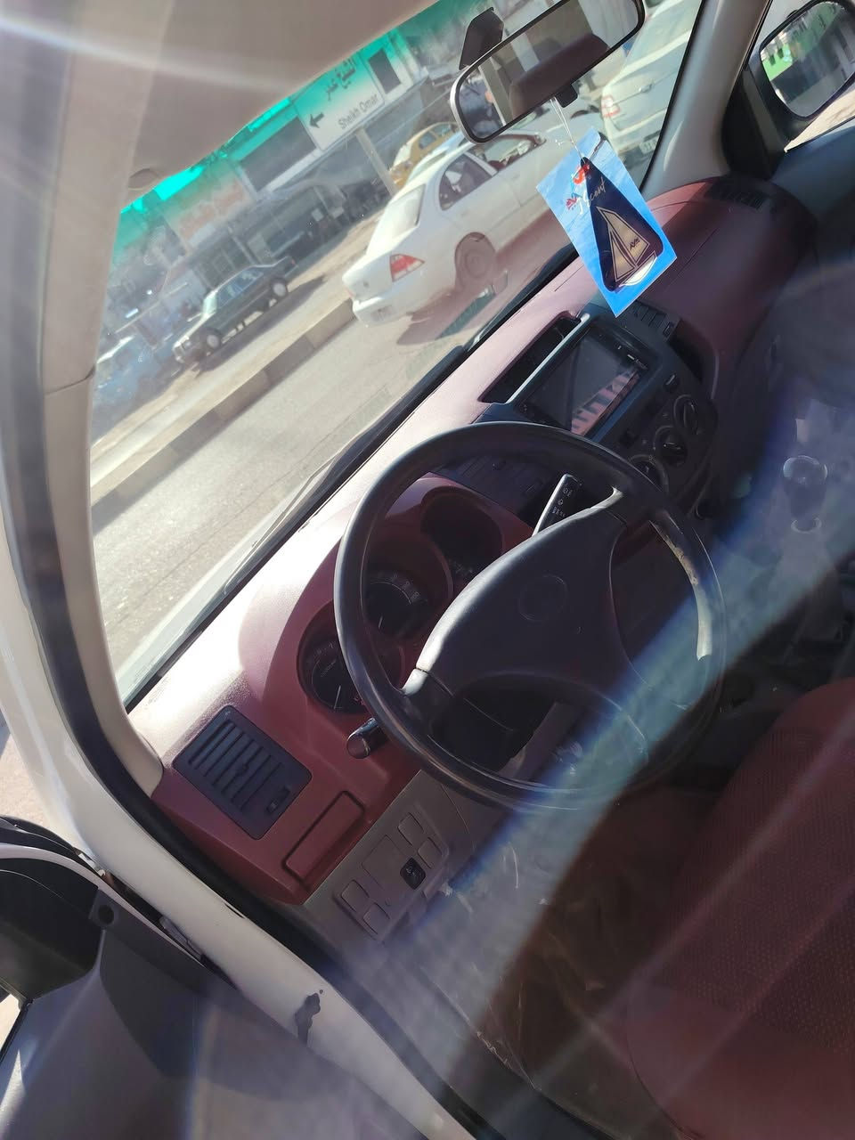 السلام عليكم ٢٠٠٧ فقط مكانات بارد محرك مامفتوح بس تنقيص سنويه الئ ٣٠ السعر ١٢٥
***********
