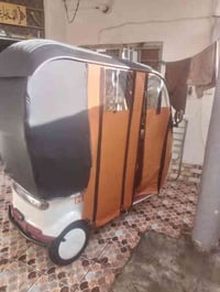 توك توك شحن للبيع سته بطاريه سرعته 60 حقيقي جديد استخدام قليل سعر مليو...