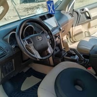 برادو موديل2012  حساسات خلفية  فتحه سقف   محرك 6  تقفال يصعد جام  لسعر...