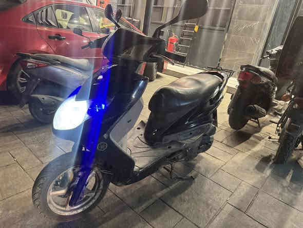 سكنس فحل ١٤٠ .. دراجة نظيفة وبحالة جيدة .. كما موضحة في الصور .. محرك نظيف ونشط جدًا .. الدراجة مداريها دهن ممتاز وبانزين مُحسن ..زوج تايرات جديدة قبل كم يوم مبدلهن .. مزودة بمنظومة هيتر .. مواصفات السكنس معروفة .. دراجة حلوة واعتمادية وممتعوبة وبالعافية على الي ياخذها ..
سعرها 750 الف ..

مكاني بغداد حي العدل

للتواصل ***********
متوفر واتساب او هاتف
