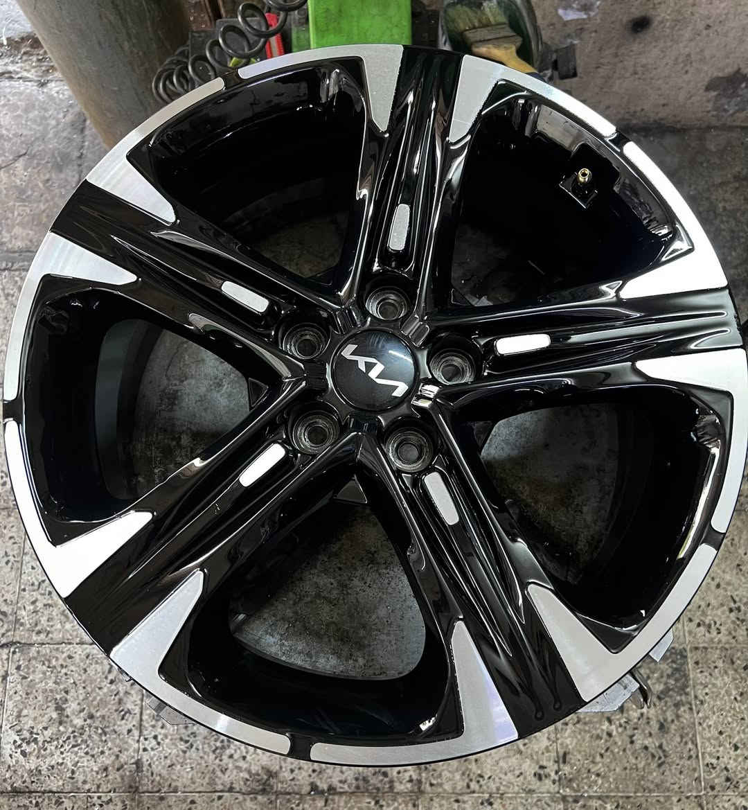 متوفر تك ويل كب K5
السعر : ١٢٠$ 
العنوان : بغداد حي العامل 
للاستفسار : ***********
