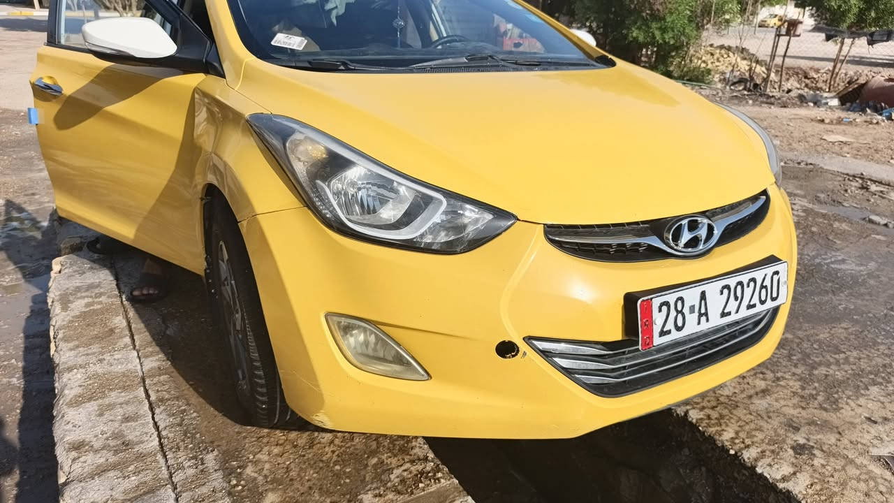 سلام عليكم  النترا موديل 12 خليجي السياره جاهزه تبريد ثلج  فتحه بالسقف شاشه تحكم ستيرن تخم تواير بيها تنقيص قليل  تبخير محرك 1800 الكير جديد توني شاده ضربتها جاملغ وباب وره السايق وطخات بسيطهه
السعر قفل 88 
هذا رقمي واتصل  ***********
