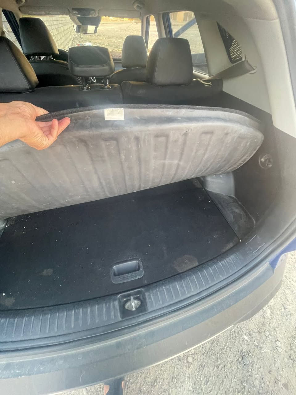 سلام عليكم
سياره للبيع مكاني سامراء 
موديل 2021 
موصفات s
***********
سعر 145 
ضرر قماره حالوب بالعراق صار  وبس
